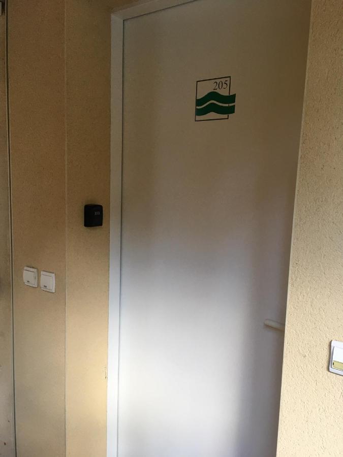 Studio Tres Bien Situe, Belle Vue, Parking Prive Bagnères-de-Bigorre Εξωτερικό φωτογραφία